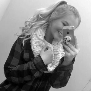 Meet your Posher, Kariah